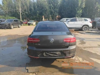 17年大众迈腾中型车