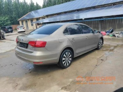 17年大众速腾中型车