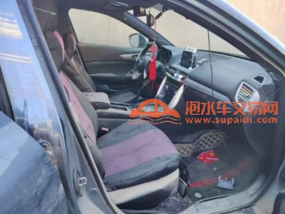 16年马自达马自达CX-4中型车