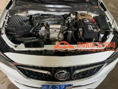 21年别克英朗中型车