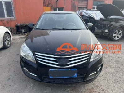 15年现代悦动中型车