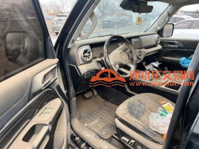 年长城坦克中大型车