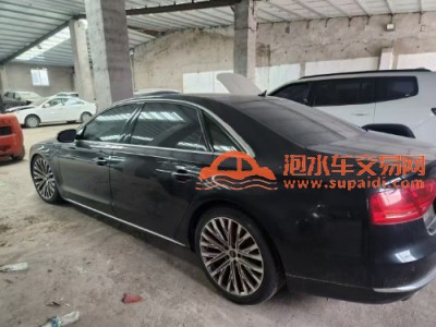 13年奥迪奥迪A8L中型车