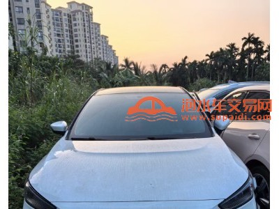 23年吉利几何中型车