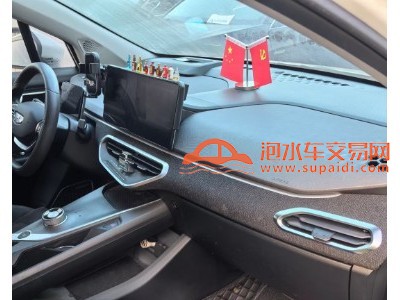 23年吉利几何中型车
