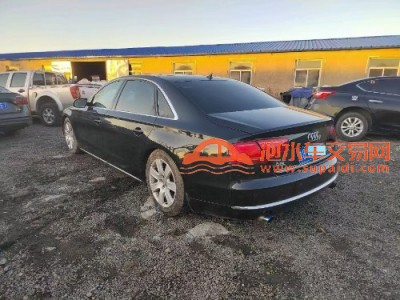 13年奥迪奥迪A8L中型车