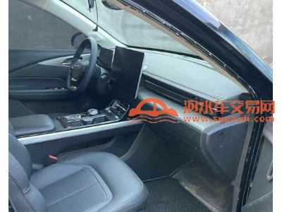 24年五菱星光中型车