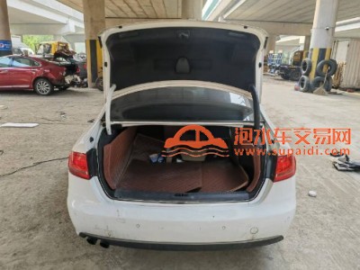 12年奥迪奥迪A4中型车