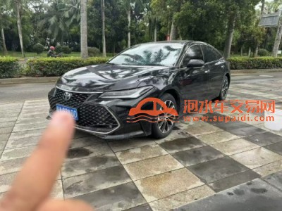 23年丰田亚洲龙中型车