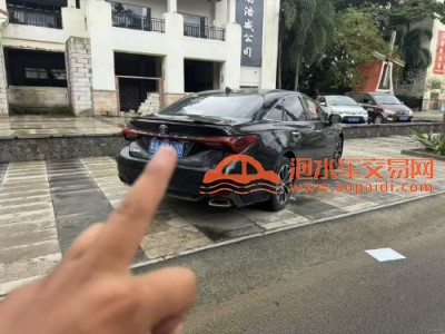 23年丰田亚洲龙中型车