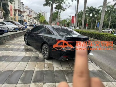 23年丰田亚洲龙中型车