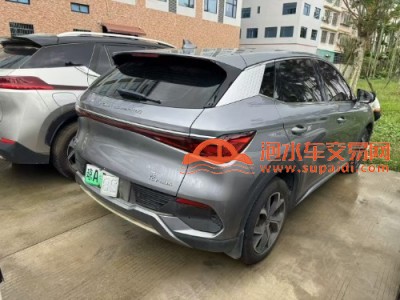 23年比亚迪元中型车
