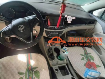 17年别克威朗中型车