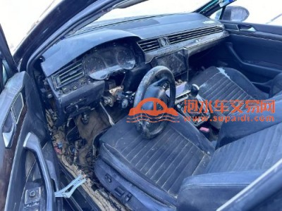 17年大众迈腾中型车