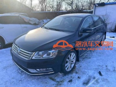 14年大众迈腾中型车