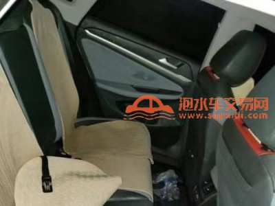 23年大众凌渡中型车
