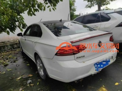 16年大众凌渡中型车