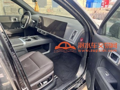 23年理想智造L9SUV