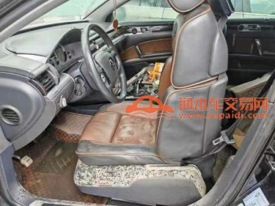 16年大众辉腾中型车