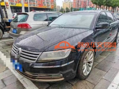 16年大众辉腾中型车