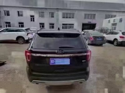 17年福特探险者SUV