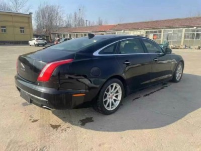 16年捷豹XjL中型车