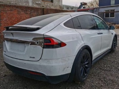 18年特斯拉MODEL X中型车