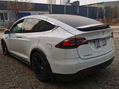 18年特斯拉MODEL X中型车