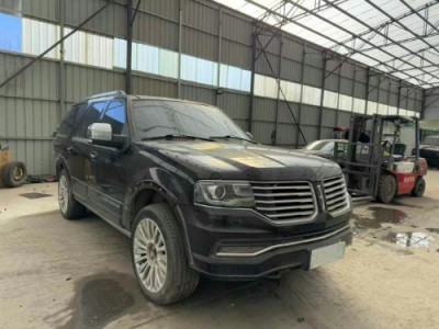 16年林肯领航员SUV