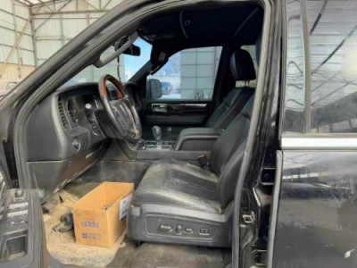 16年林肯领航员SUV