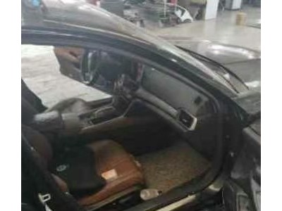 21年本田英诗派中型车