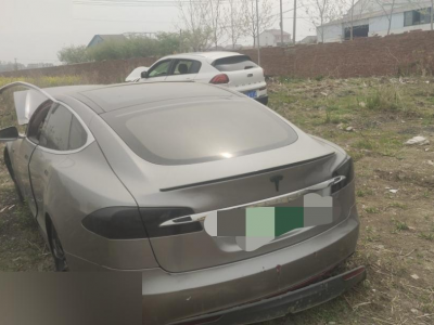 16年特斯拉MODEL S中型车