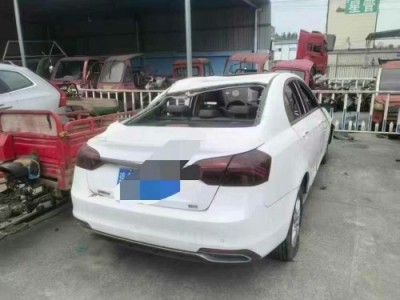 20年吉利帝豪中型车